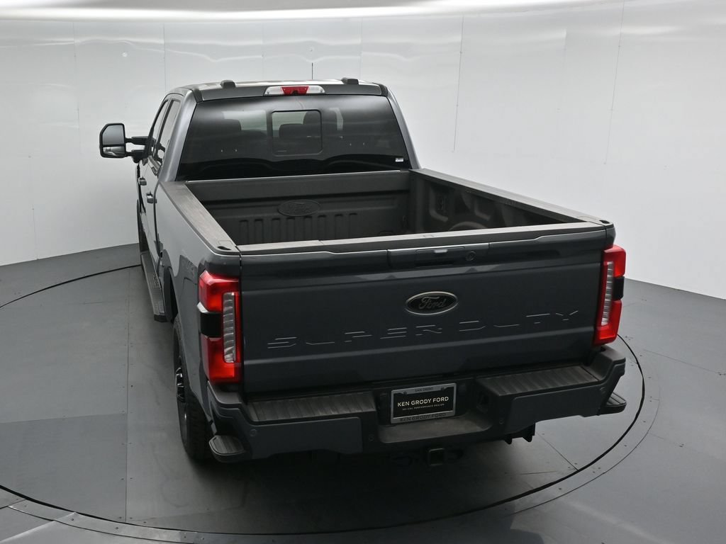 New 2026 Ford F250 Lariat w/ Black Appearance Package AWD/4WD image 40
