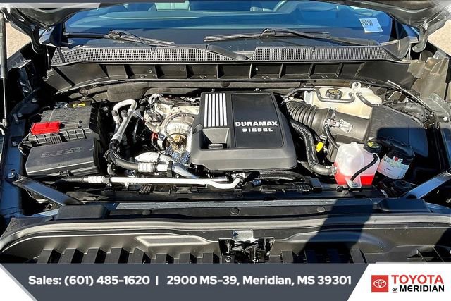 Used 2024 Chevrolet Silverado 1500 High Country w/ Technology Package image 8