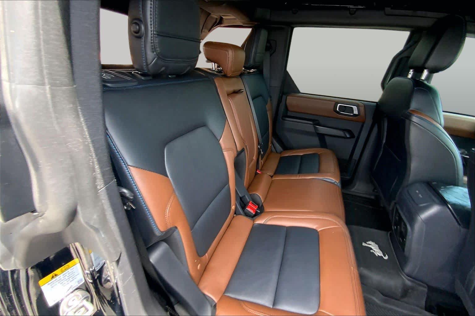 Used 2024 Ford Bronco Outer Banks AWD/4WD image 20