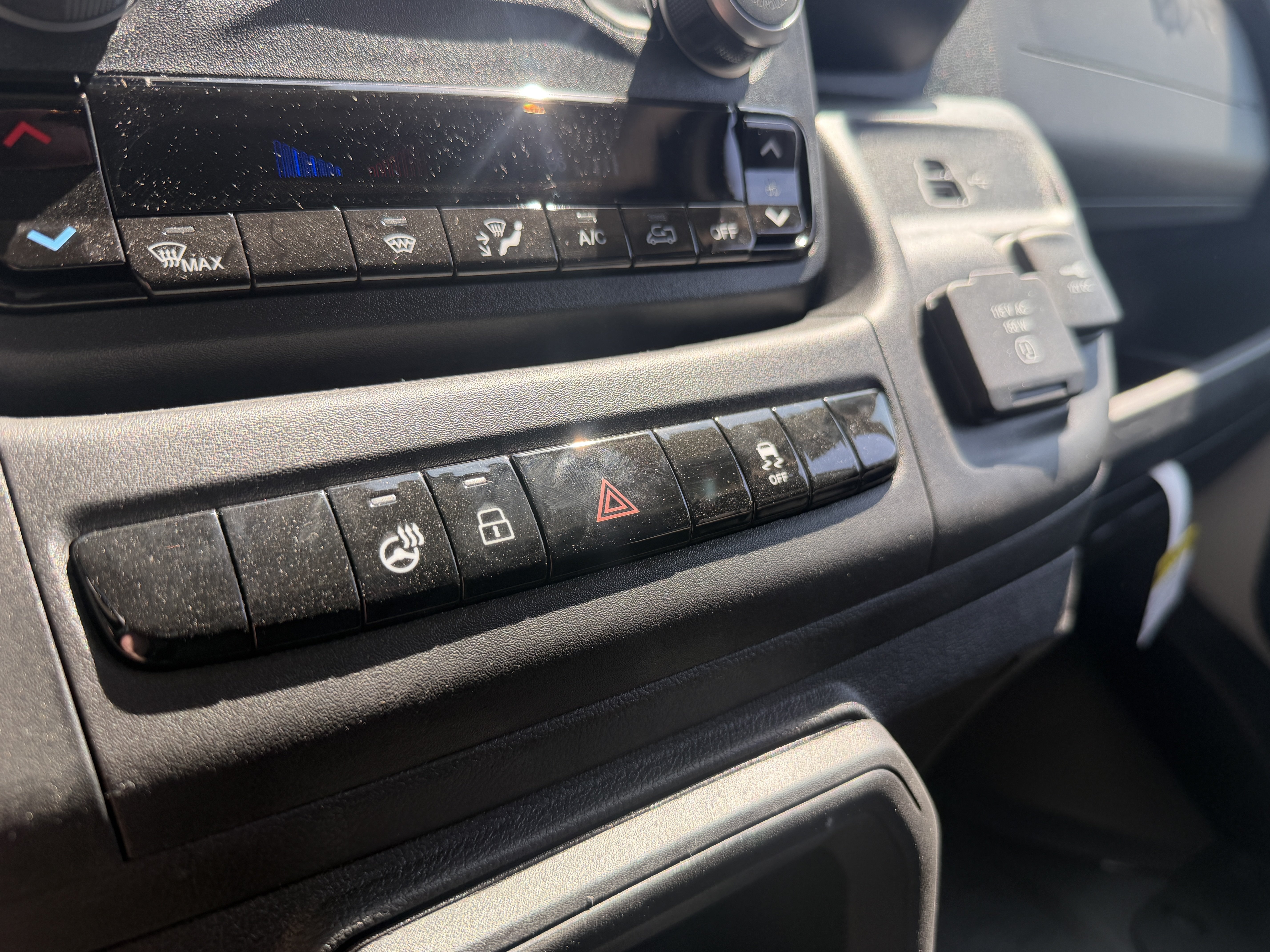 New 2026 RAM ProMaster 3500 w/ Cold Weather Group FWD image 34