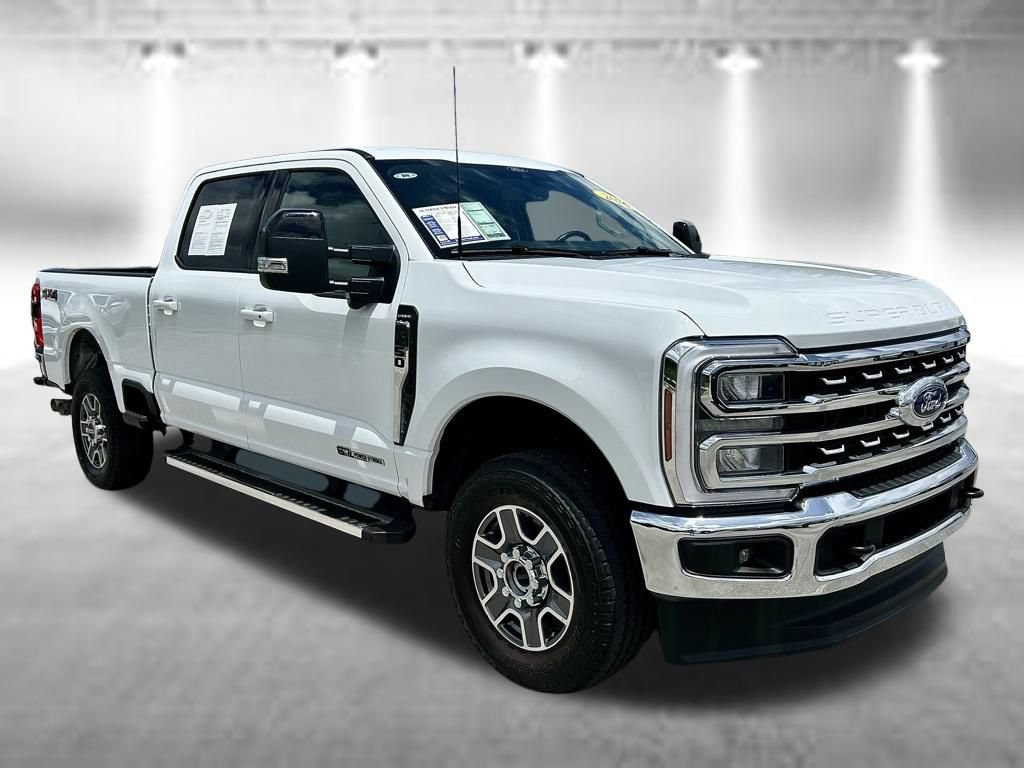 Used 2026 Ford F250 Lariat AWD/4WD image 3