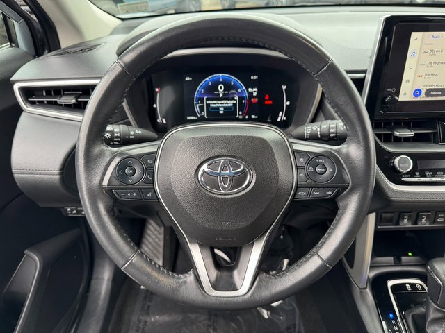 Used 2024 Toyota Corolla Cross XLE image 20