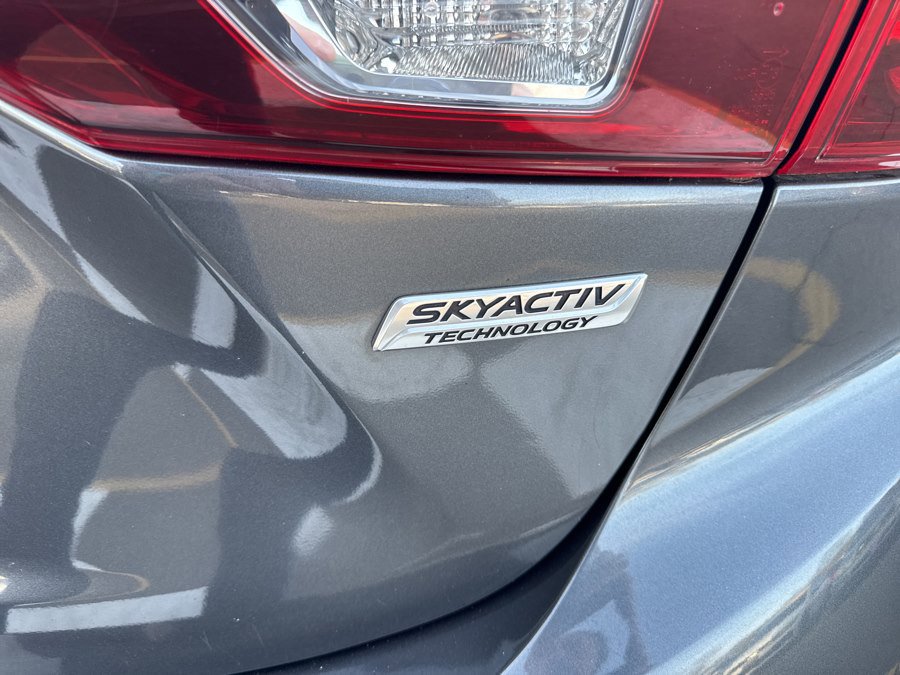 Used 2014 MAZDA MAZDA3 i Touring image 33