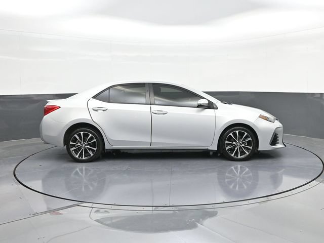 Used 2017 Toyota Corolla SE FWD image 22