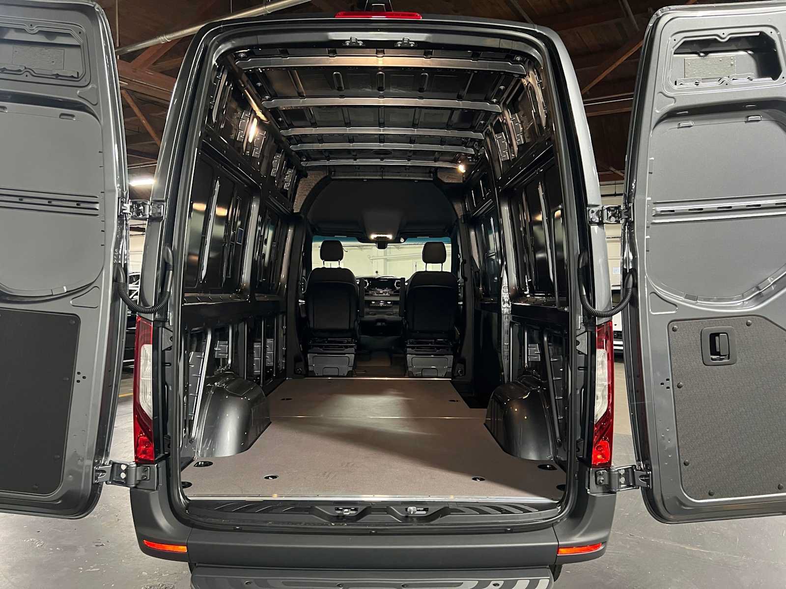 Used 2026 Mercedes-Benz Sprinter 2500 image 16