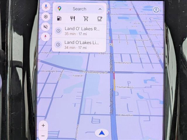 Used 2022 Volvo XC60 B5 R-Design image 12