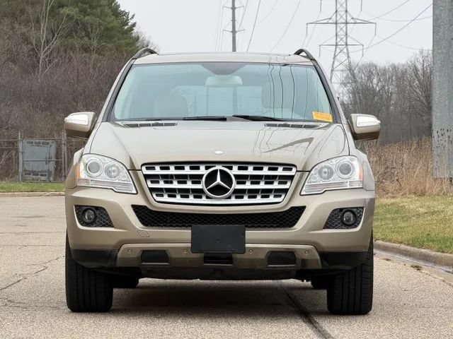 Used 2010 Mercedes-Benz ML 350 4MATIC image 4