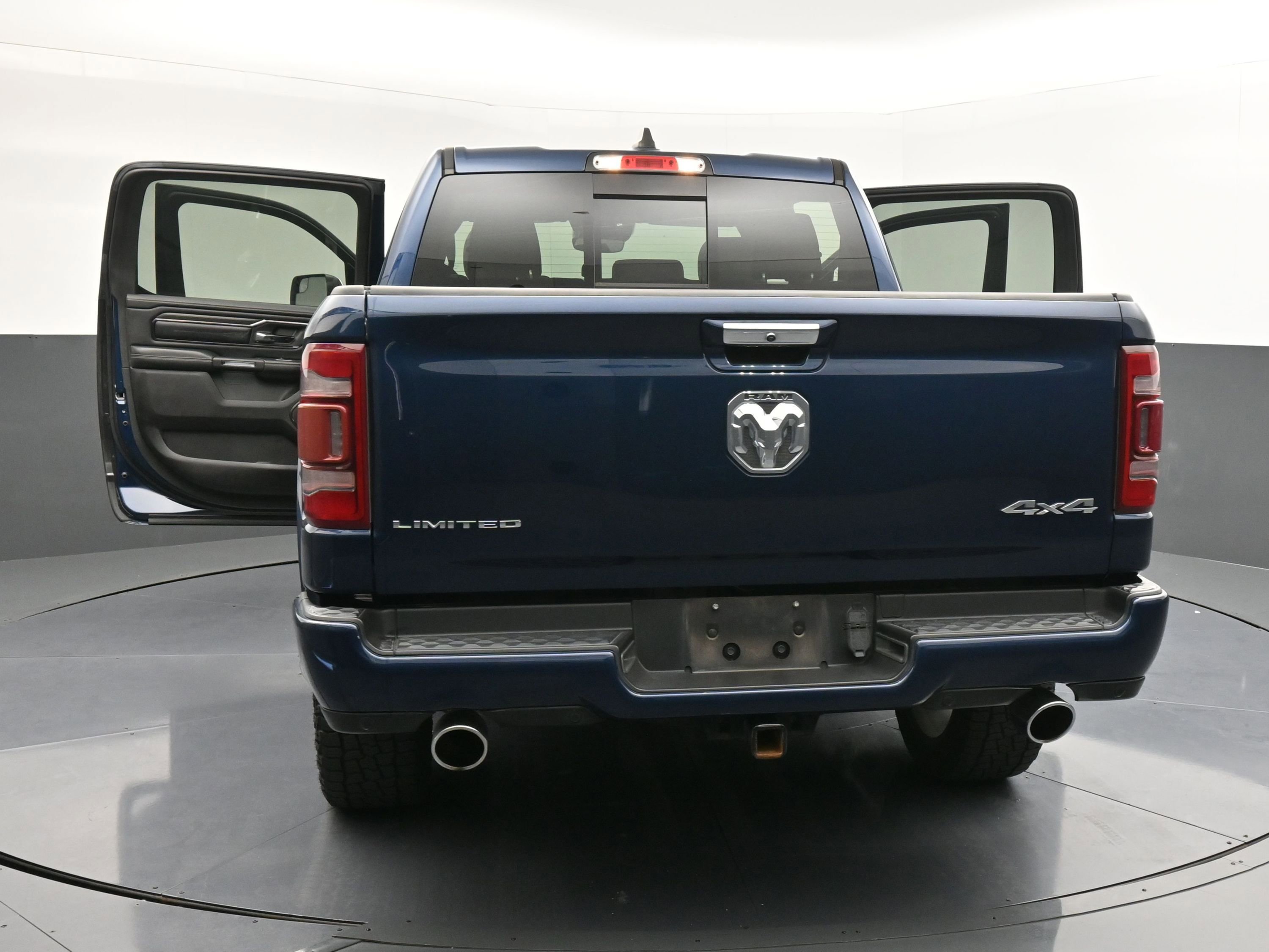 Used 2022 RAM 1500 Limited w/ Body Color Bumper Group image 42