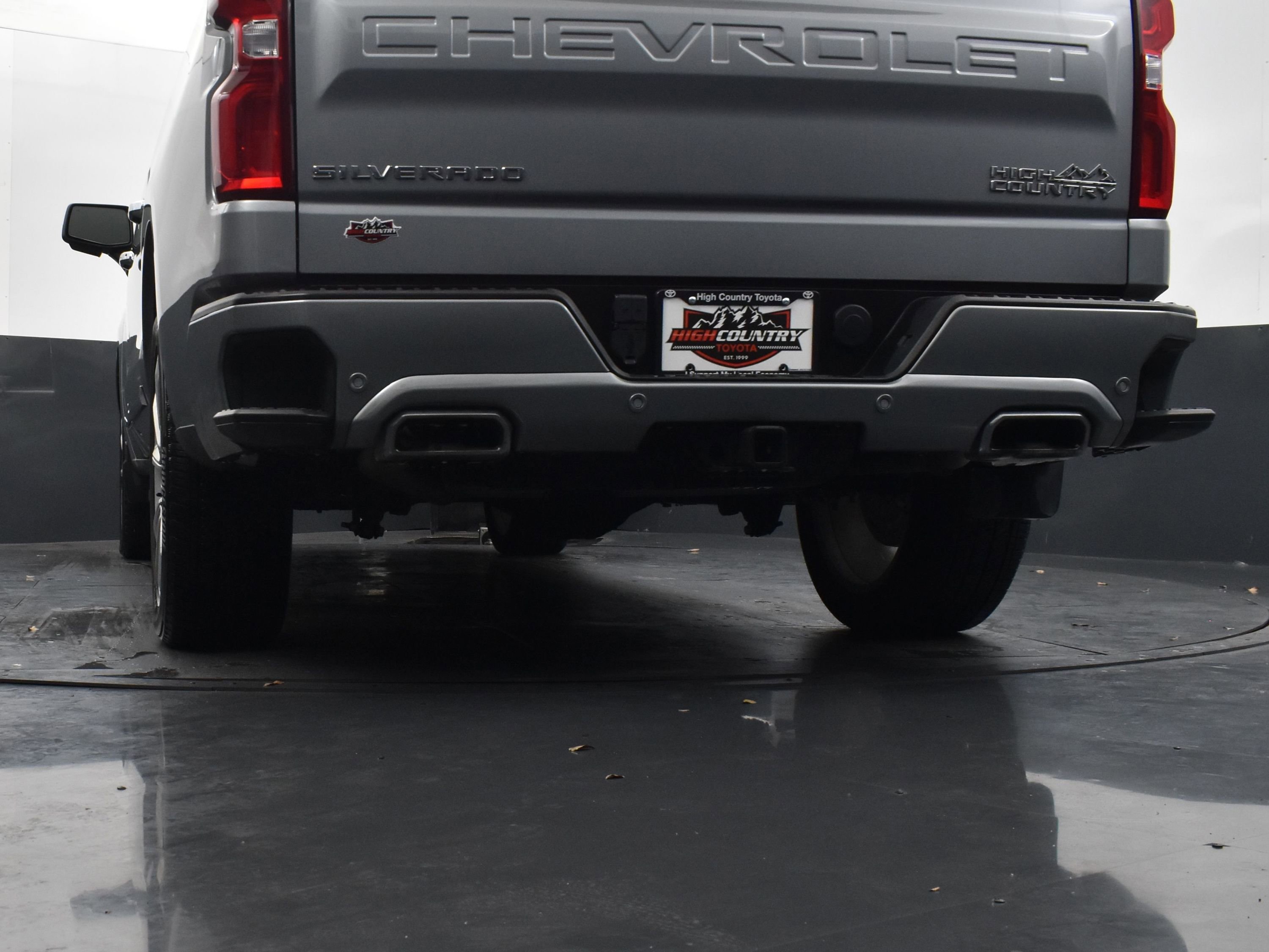 Used 2024 Chevrolet Silverado 1500 High Country AWD/4WD image 38