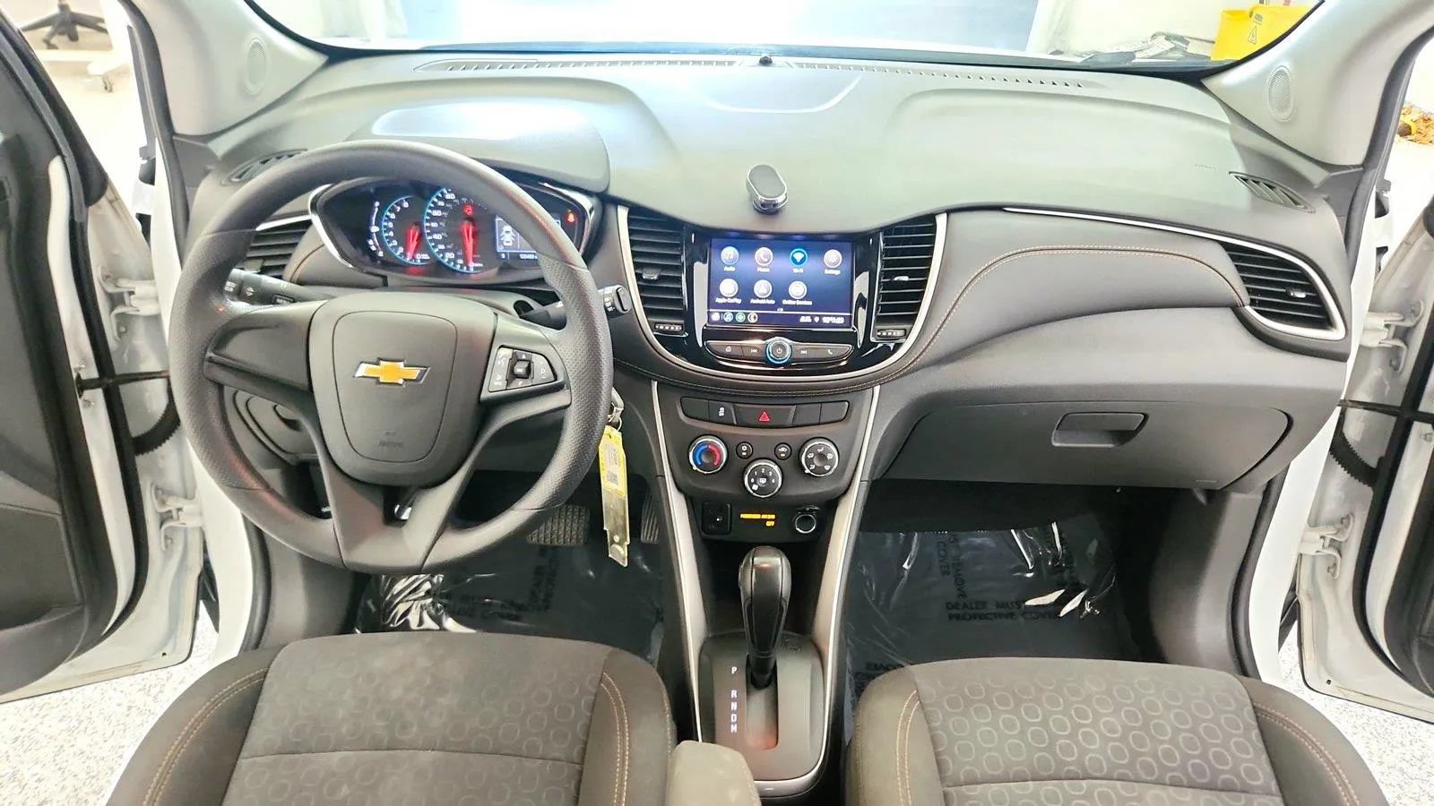 Used 2020 Chevrolet Trax LS FWD image 26