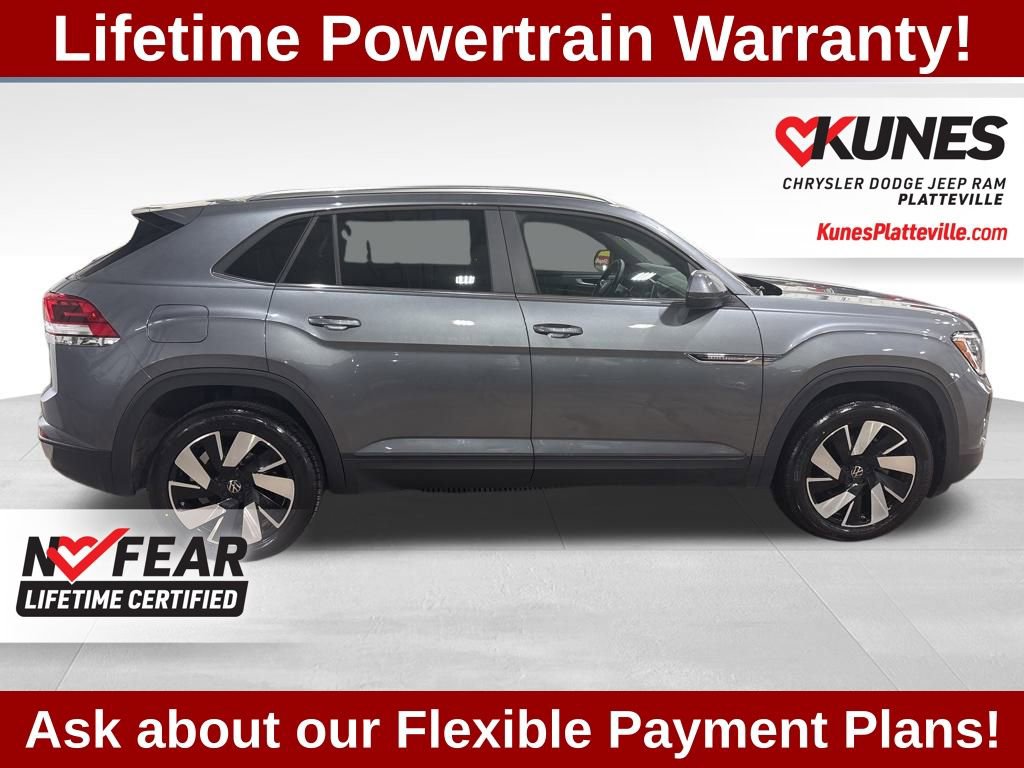 Used 2025 Volkswagen Atlas Cross Sport SE image 11