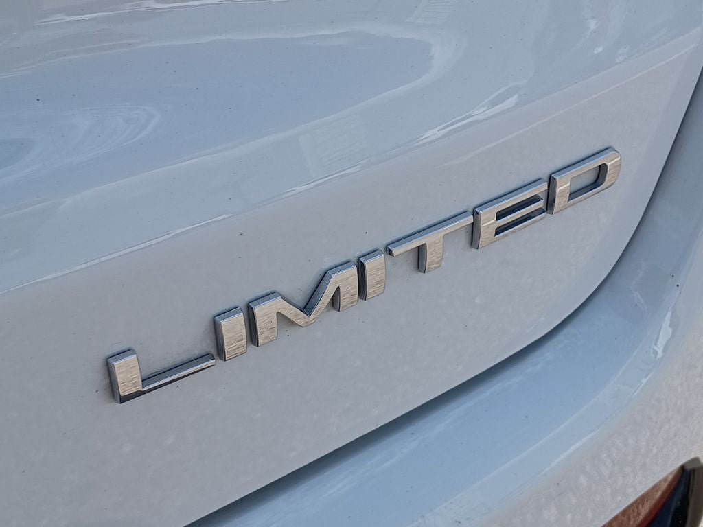 Used 2025 Jeep Compass Limited w/ Elite Group AWD/4WD image 32