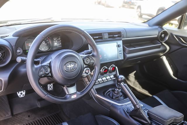 Used 2023 Toyota GR86 Premium w/ ALL Weather Mat Package (TMS) image 13