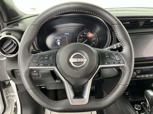 Used 2024 Nissan Kicks SR w/ SR Premium Package FWD image 22