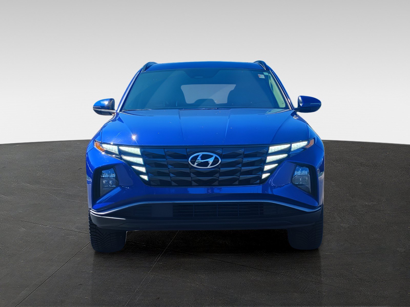 Used 2022 Hyundai Tucson SEL w/ Convenience Package AWD/4WD image 2