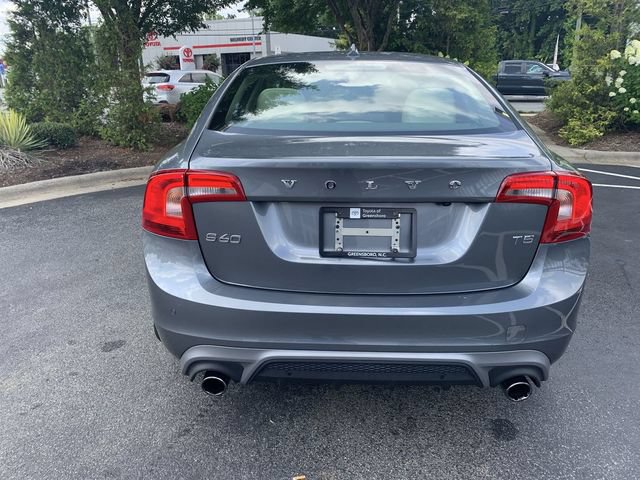 Used 2018 Volvo S60 T5 Dynamic w/ Vision Package FWD image 7