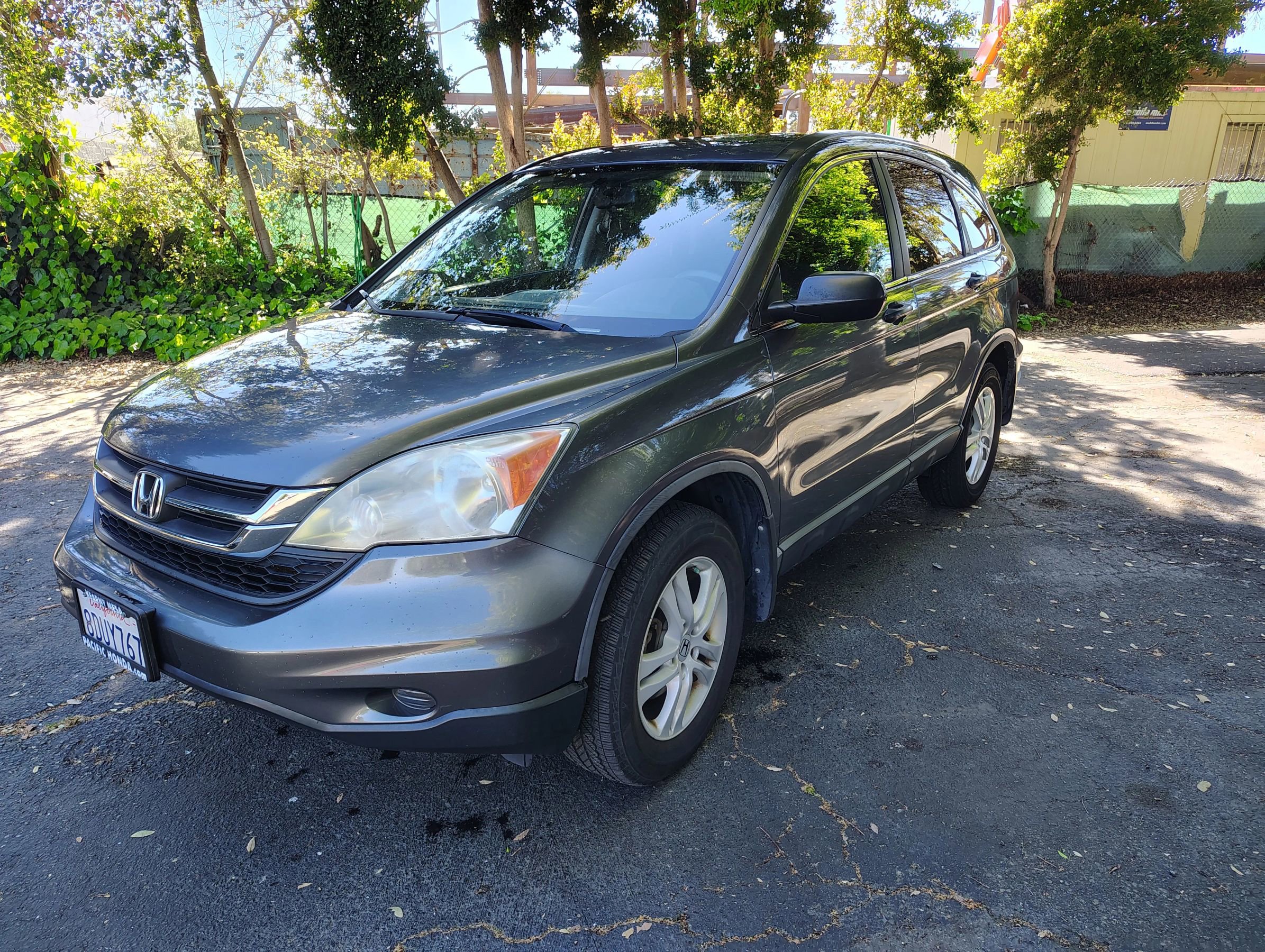 Used 2011 Honda CR-V LX image 1