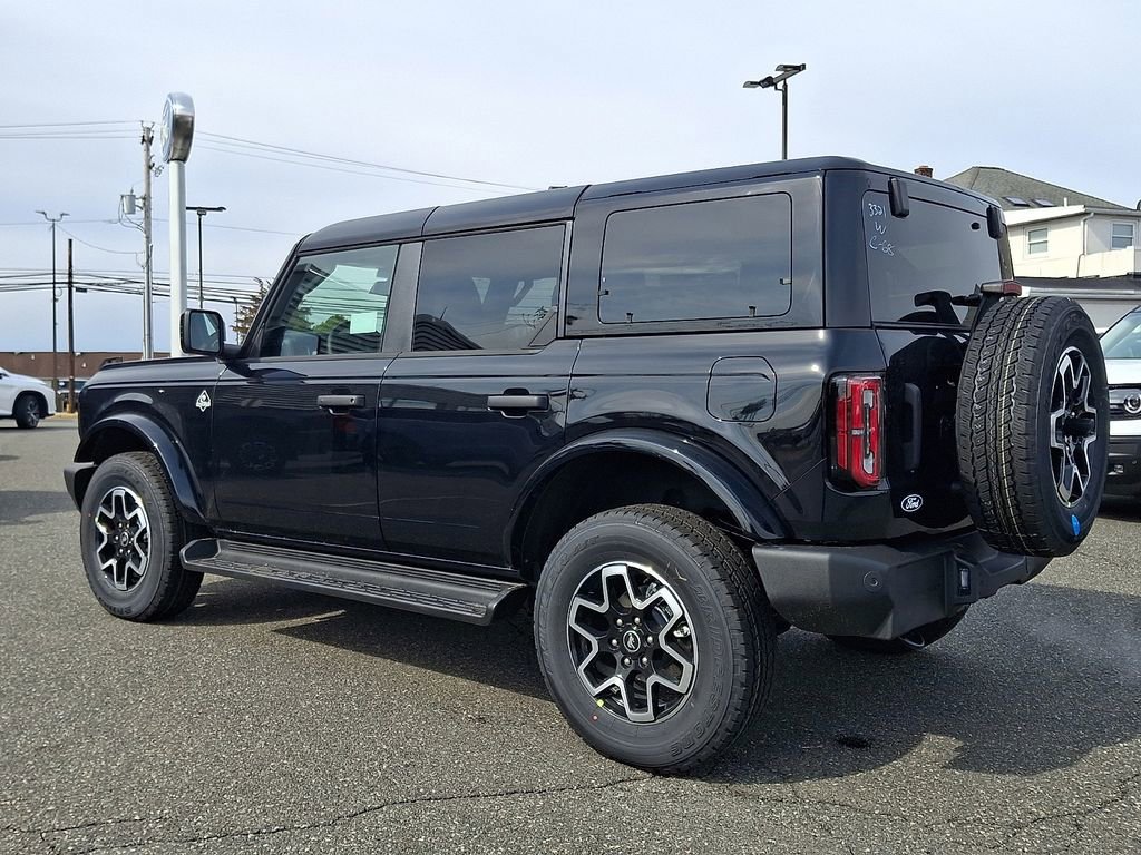 New 2026 Ford Bronco Outer Banks image 4