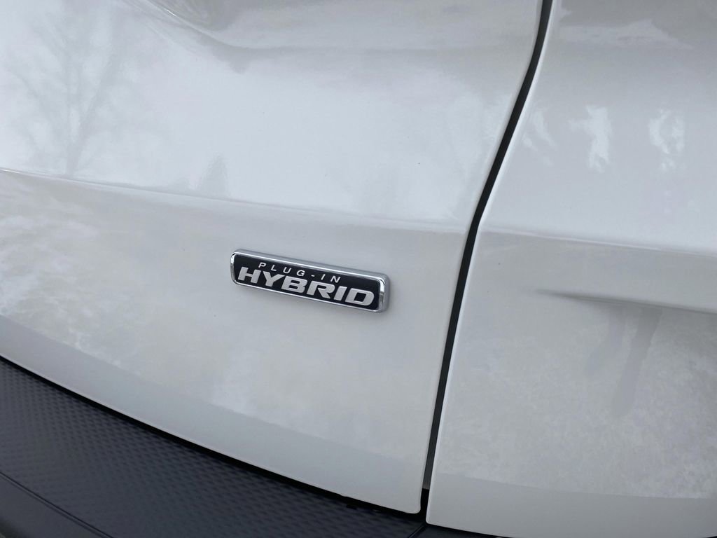 New 2026 Ford Escape SE w/ PHEV Premium Package image 42