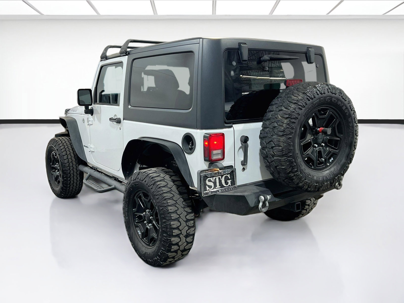 Used 2017 Jeep Wrangler Sport AWD/4WD image 6