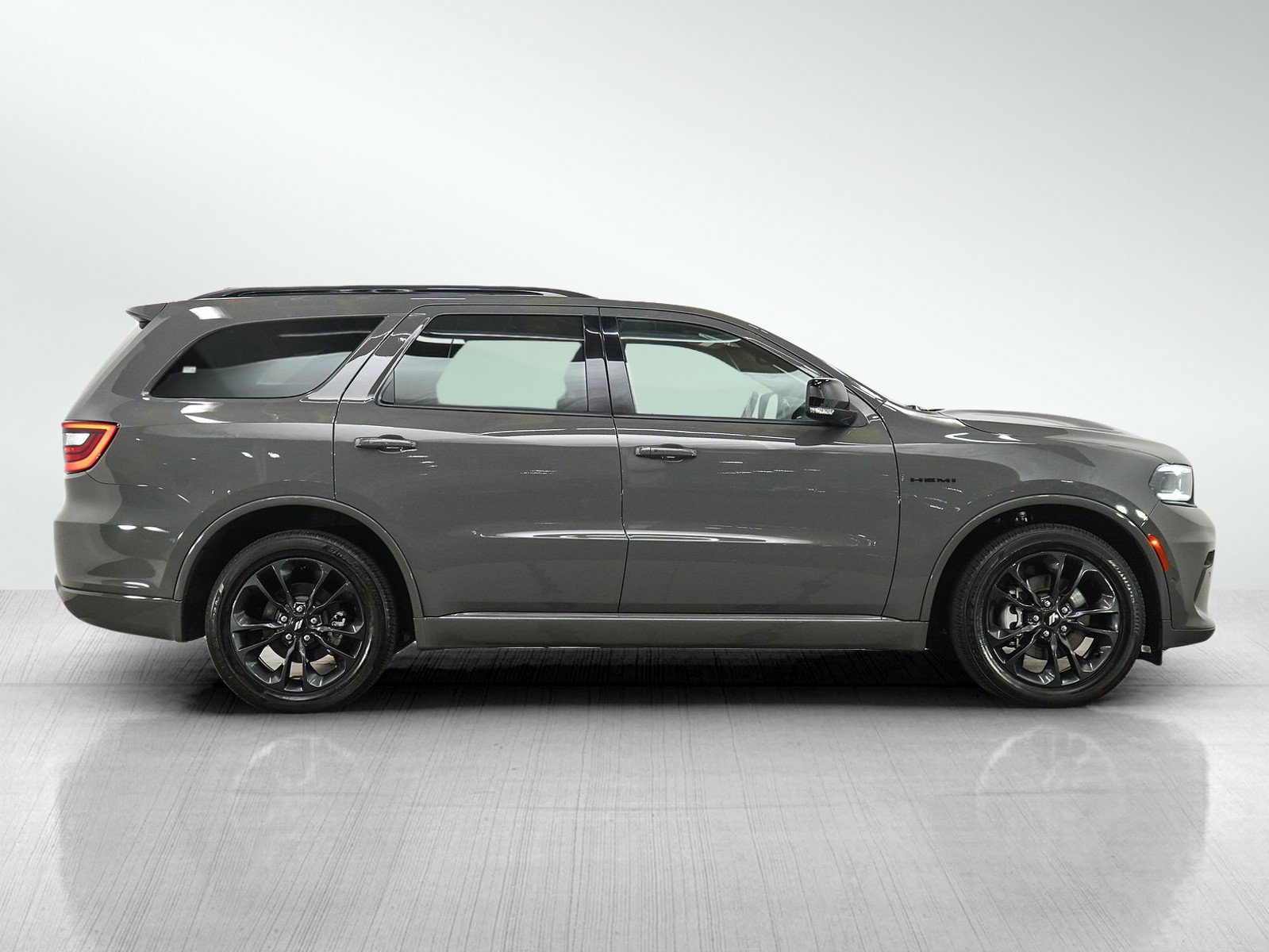 Used 2025 Dodge Durango R/T AWD/4WD image 7