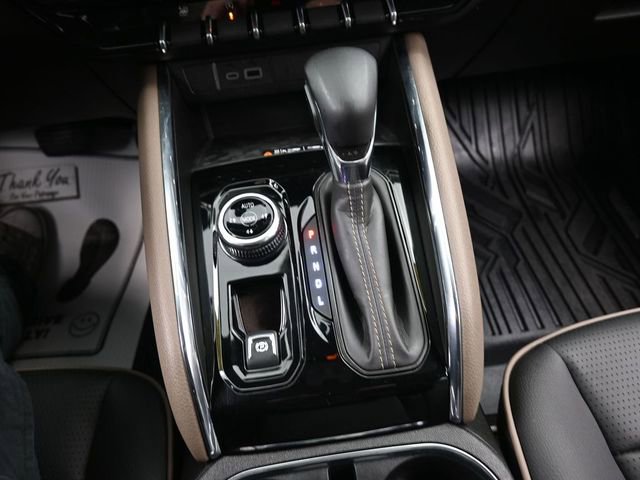 Used 2024 GMC Canyon Denali image 11