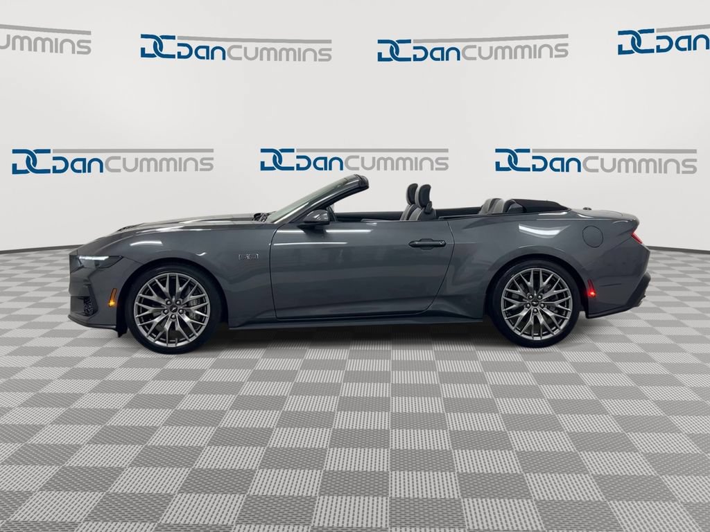 Used 2026 Ford Mustang GT Premium RWD image 5