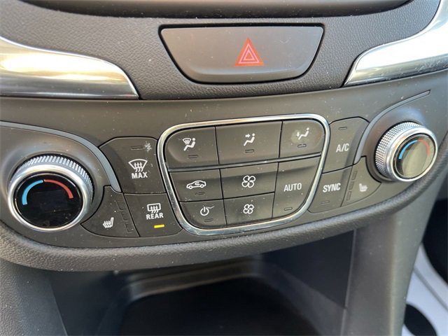 Used 2020 Chevrolet Equinox LT image 18