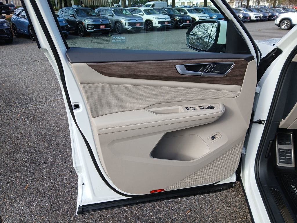 New 2026 Volkswagen Atlas SEL Premium R-Line image 10