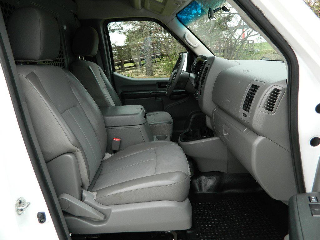 Used 2020 Nissan NV 2500 SV RWD image 15