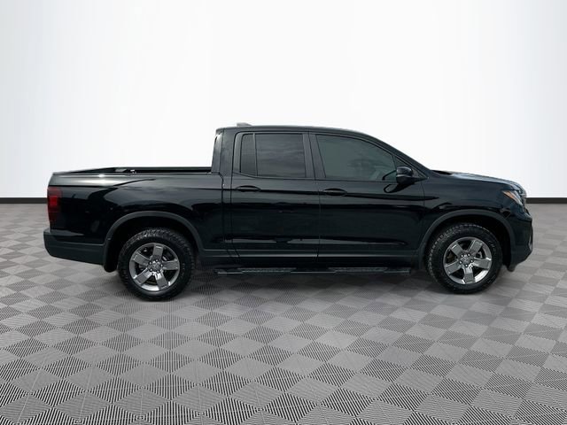 Used 2025 Honda Ridgeline TrailSport image 4