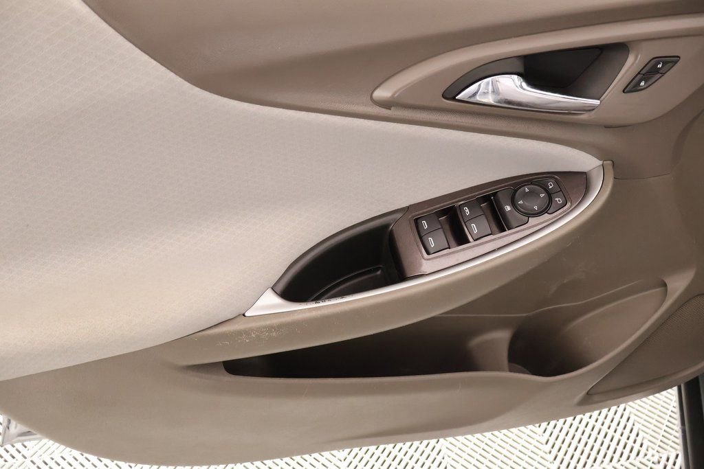 Used 2024 Chevrolet Malibu LT image 15