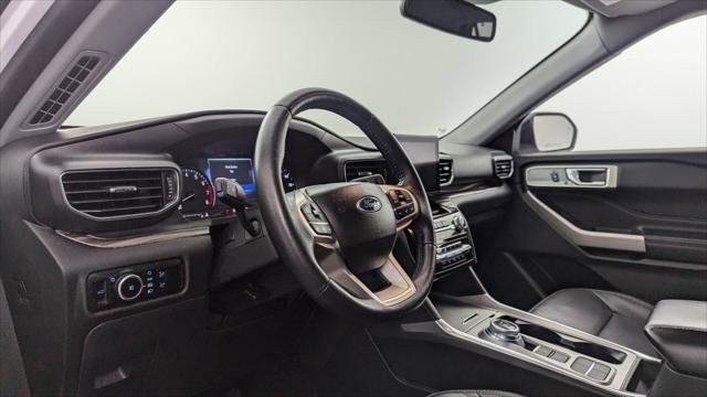 Used 2023 Ford Explorer Limited image 24