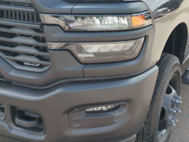 New 2026 RAM 3500 Tradesman AWD/4WD image 11