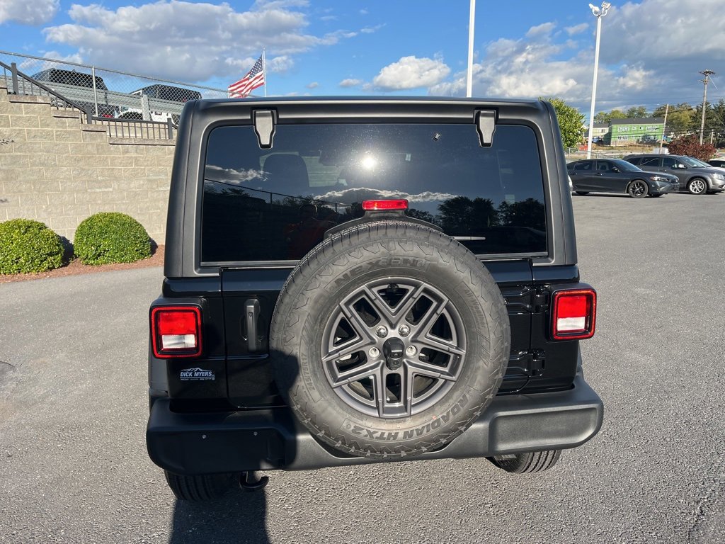 New 2026 Jeep Wrangler Sport S image 9