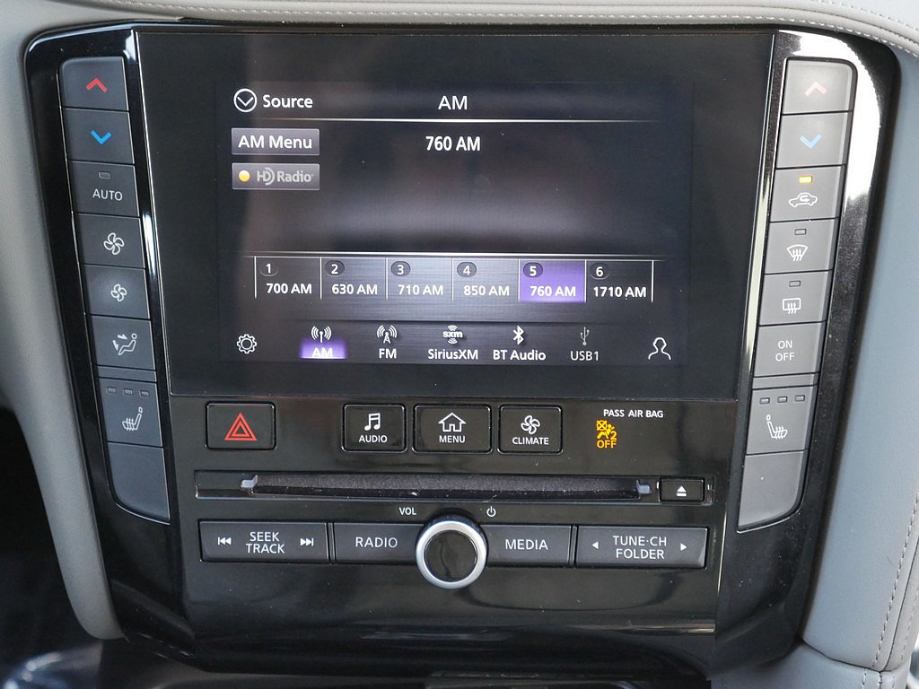 Used 2023 INFINITI QX50 Luxe AWD/4WD image 22