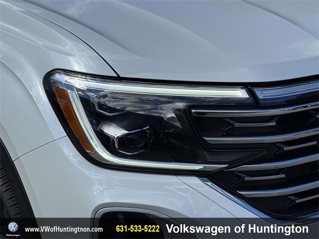 Certified 2025 Volkswagen Atlas SEL image 8