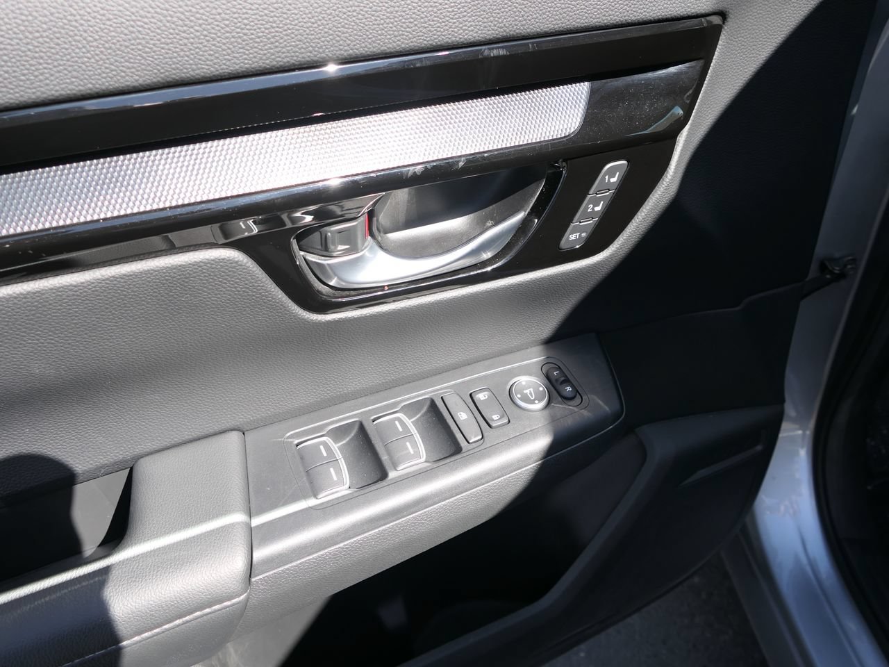 Used 2023 Honda CR-V EX-L image 13