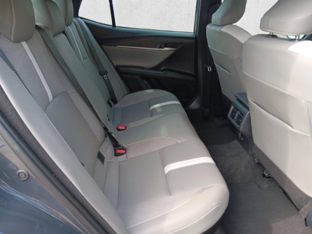 Used 2025 Toyota Camry SE w/ Convenience Package FWD image 20