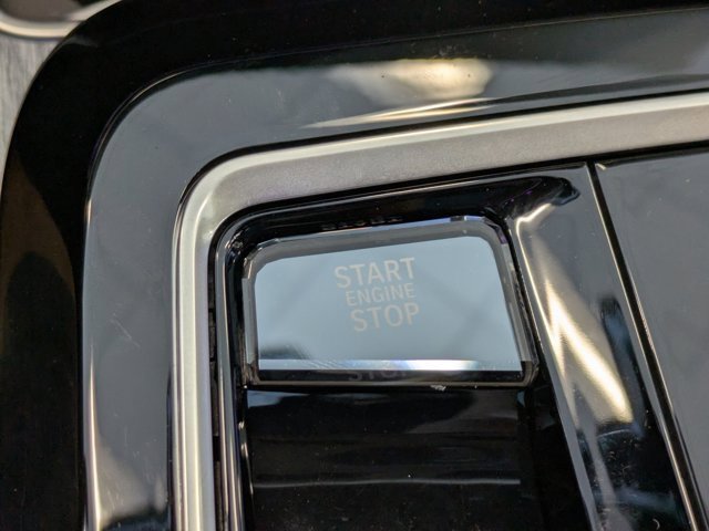 Used 2024 BMW 760i xDrive w/ Premium Package 2 image 24