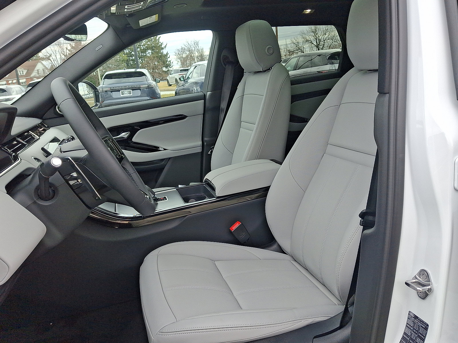 Certified 2026 Land Rover Range Rover Evoque S AWD/4WD image 3