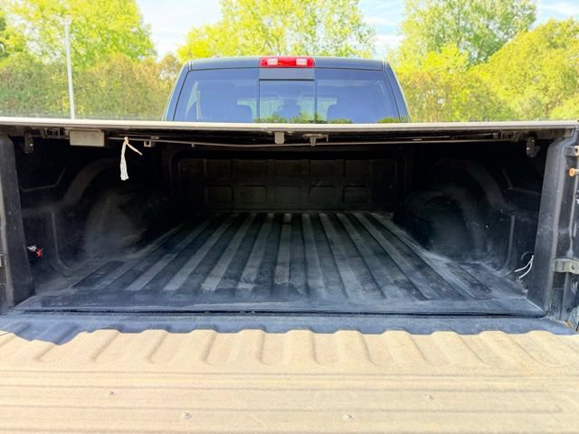 Used 2015 RAM 1500 Classic SLT w/ SLT Plus D←cor Group AWD/4WD image 20