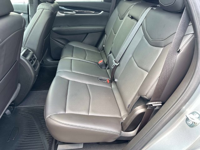 Used 2025 Cadillac XT5 Premium Luxury AWD/4WD image 13