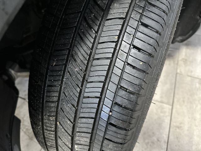 Certified 2025 Ford Explorer ST-Line image 41