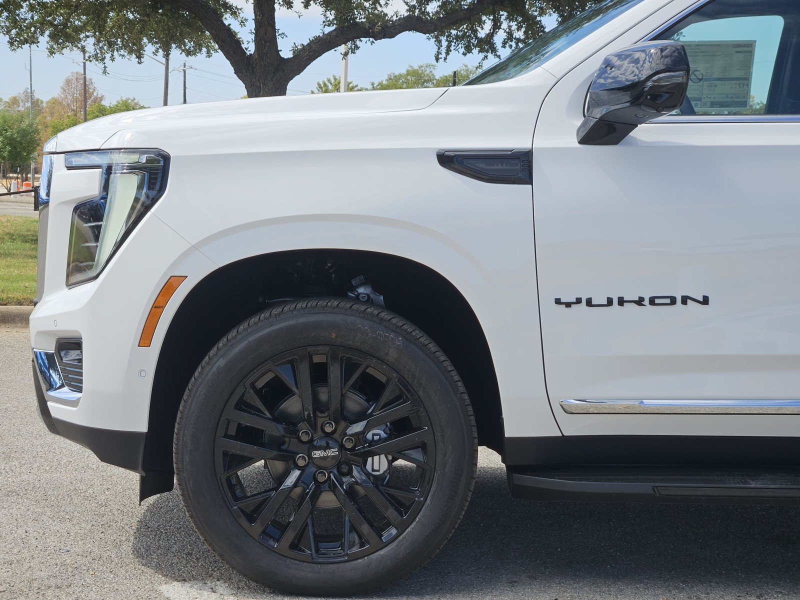 New 2026 GMC Yukon XL Elevation w/ LPO, Elevation Black Package RWD image 6