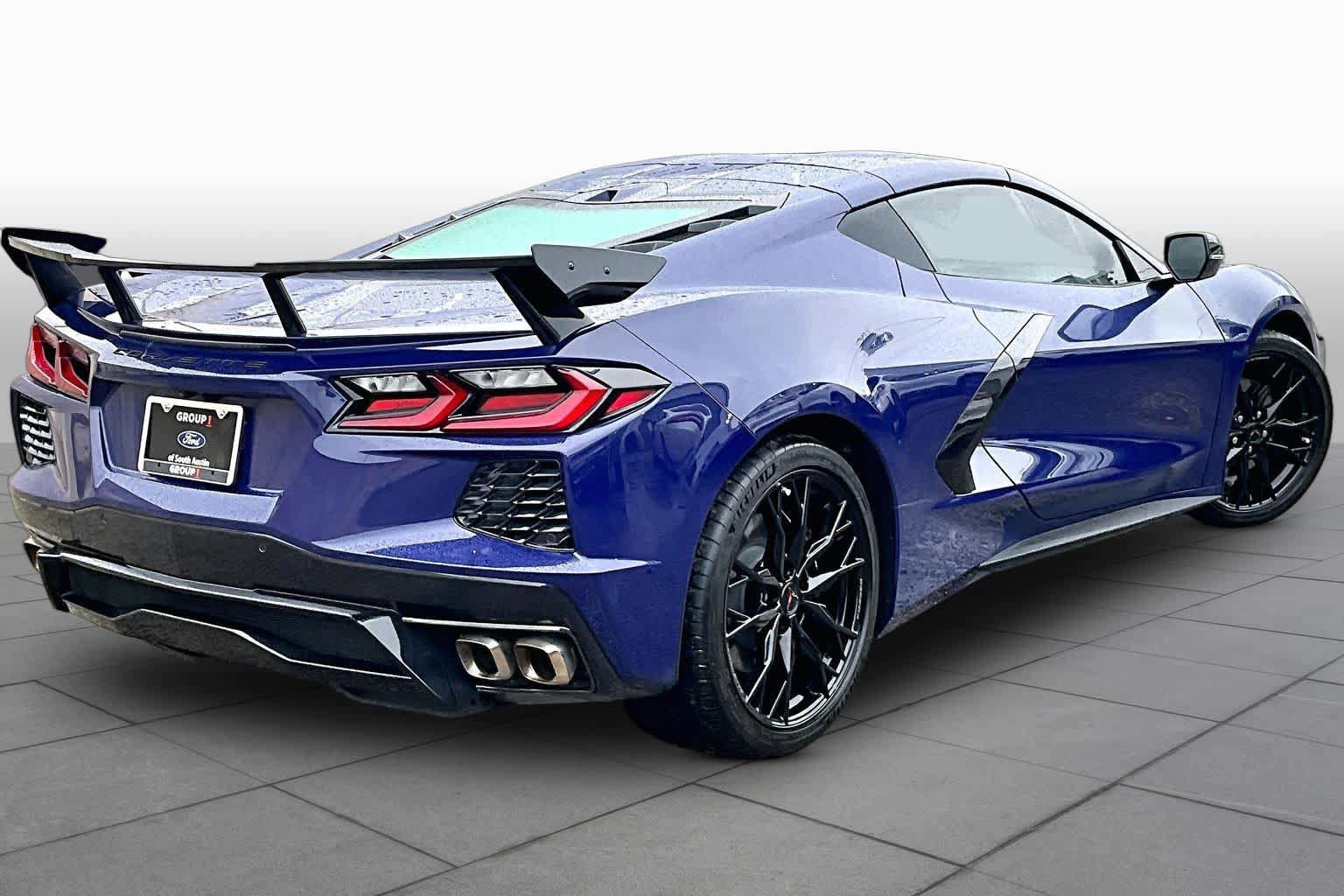 Used 2025 Chevrolet Corvette Stingray Preferred Cpe w/ Battery Protection Package RWD image 13