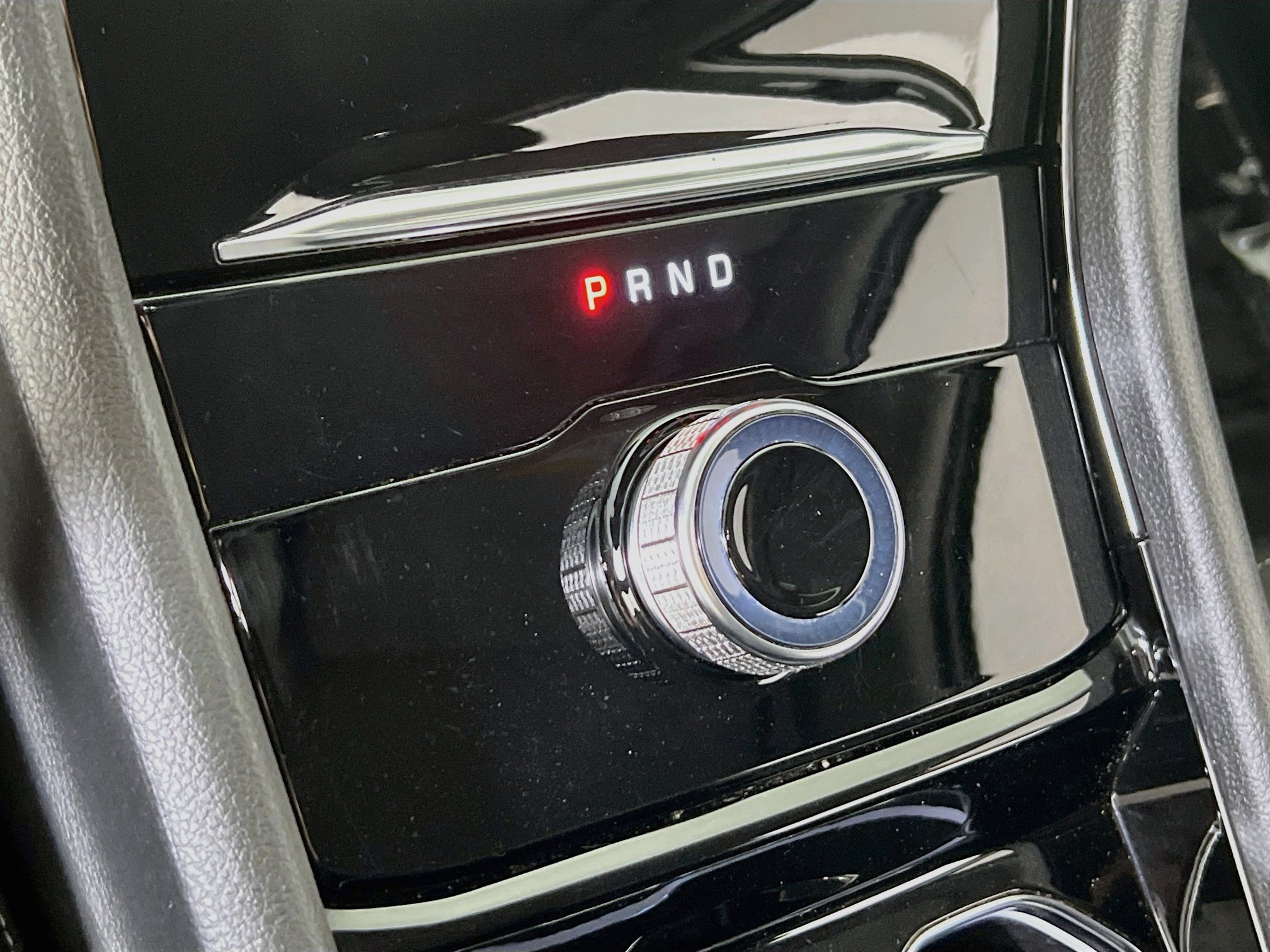 Used 2023 Jeep Grand Cherokee Laredo w/ Luxury Tech Group I AWD/4WD image 16