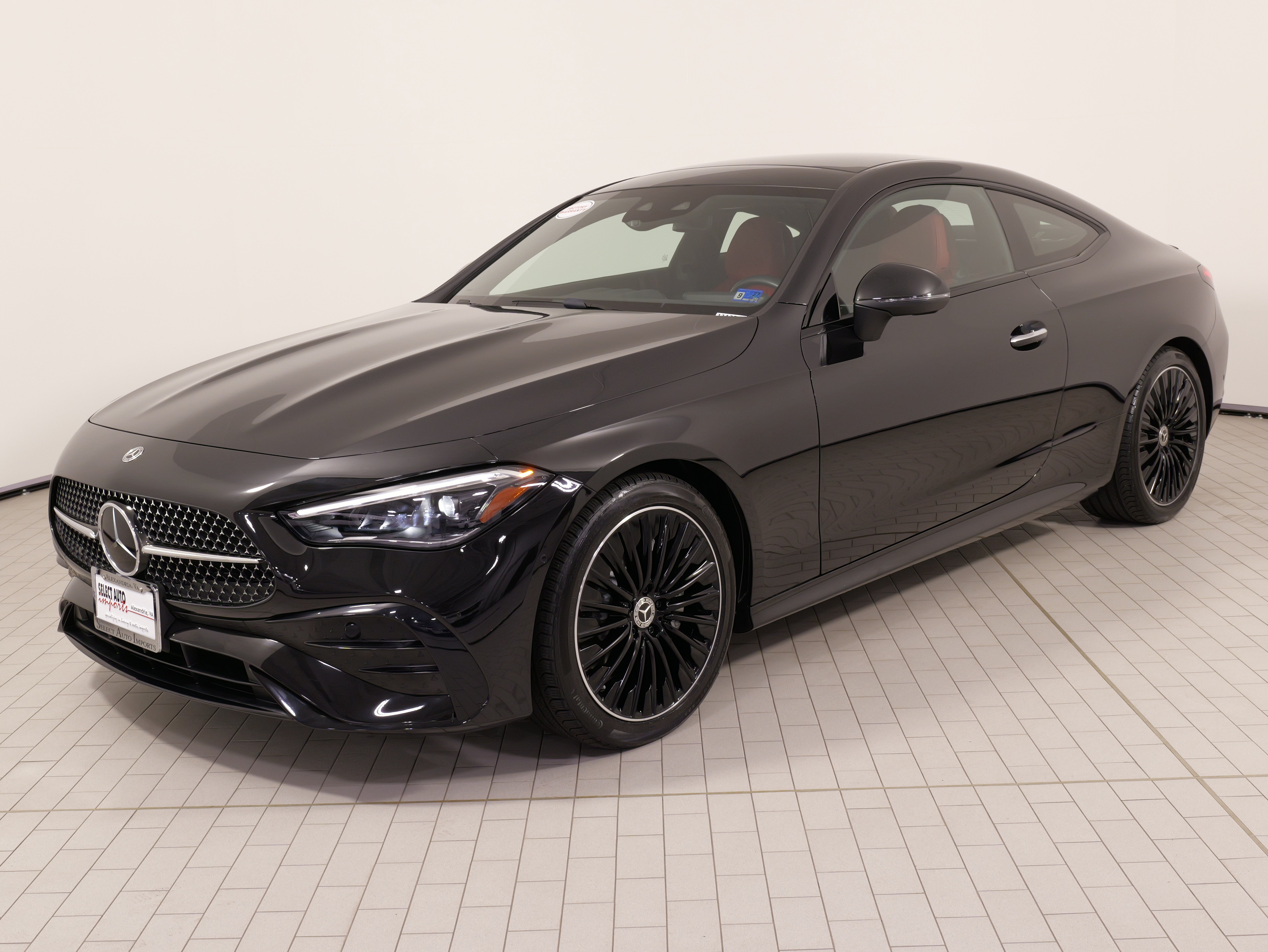 Used 2024 Mercedes-Benz CLE 300 4MATIC Coupe image 3
