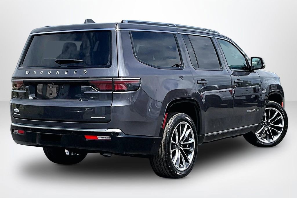 Used 2023 Jeep Wagoneer Series III w/ Premium Group I AWD/4WD image 6