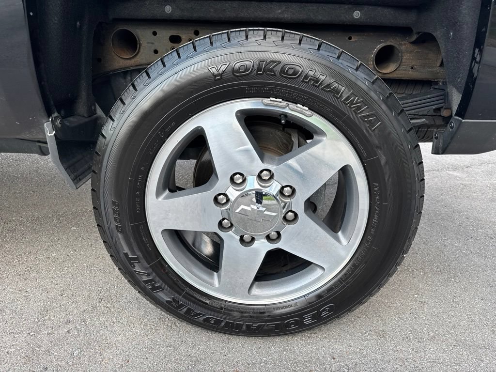 Used 2017 Chevrolet Silverado 2500 High Country AWD/4WD image 27